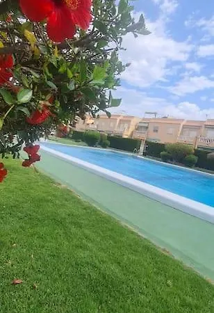 Avec Piscine Holiday home