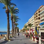 Avec Piscine بيت للعطل *