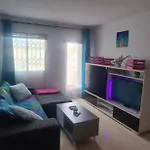 Avec Piscine بيت للعطل *