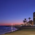 Avec Piscine بيت للعطل *