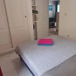 بيت للعطل Avec Piscine *