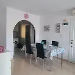 بيت للعطل Avec Piscine